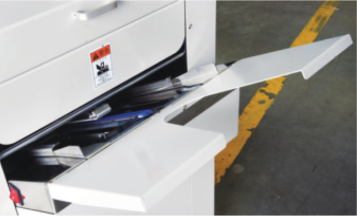 Yüksek üretkenlikli kitap tel eyer dikiş makinesi 480mm Maks. Çalışılabilir genişlik